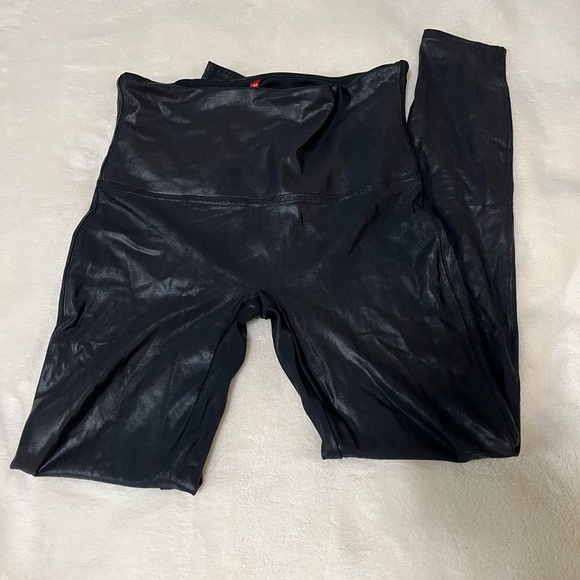 Spanx black high waisted Faux Leather Leggings XL - Picture 2 of 7